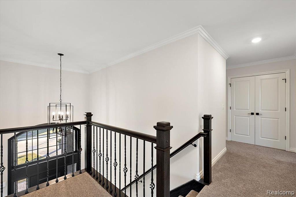 4075 Blossom Drive, Sterling Heights, MI 48314 — Photo 36