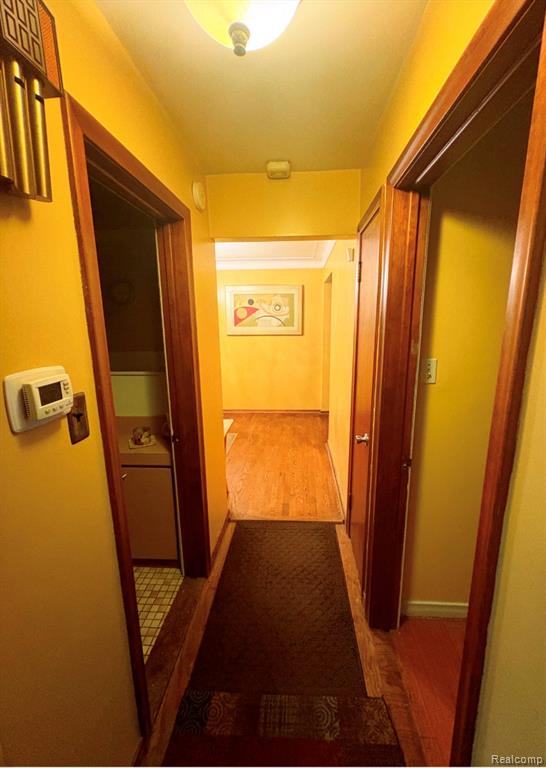 17619 Sprenger Avenue, Eastpointe, MI 48021 — Photo 10