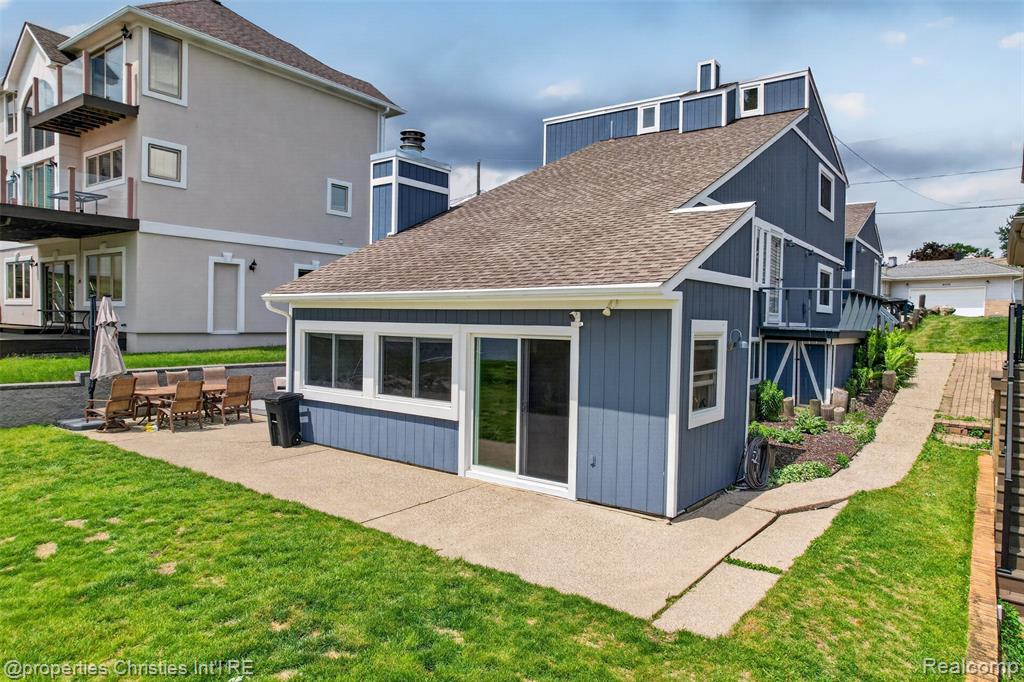 10219 Lakeside Drive, White Lake, MI — Photo 13