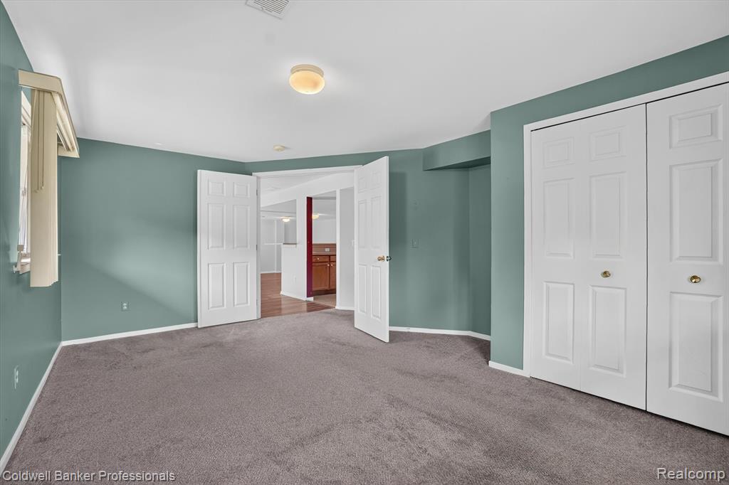 9533 Overlook Court, Grand Blanc, MI 48439 — Photo 35