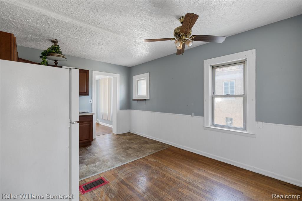 638 Seward Street, Detroit, MI 48202 — Photo 29