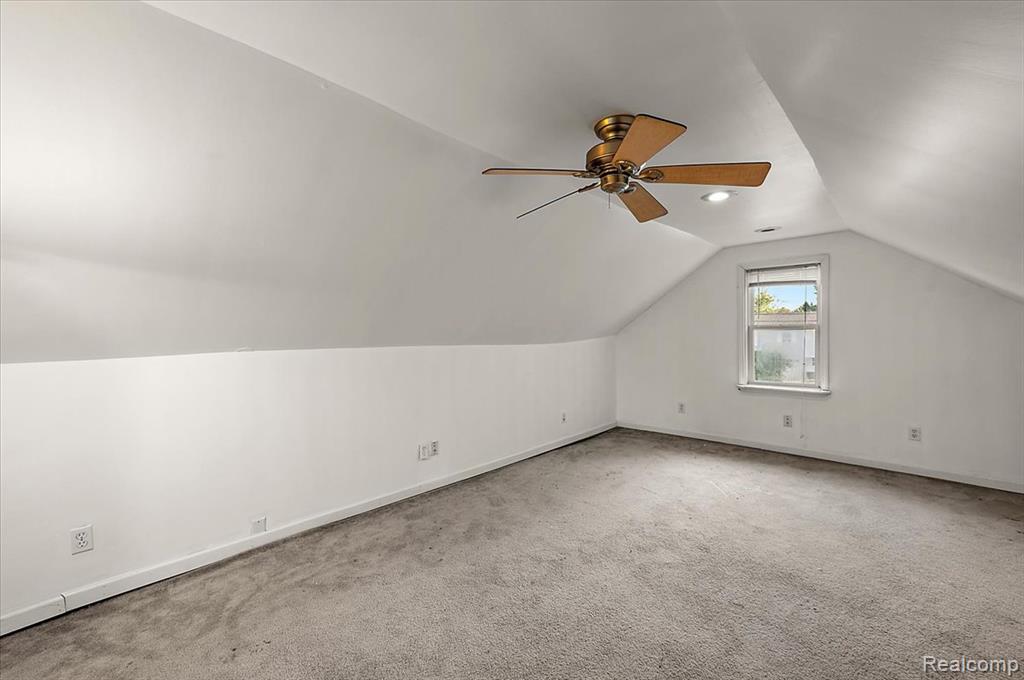108 Oakwood Street, Holly, MI 48442 — Photo 32