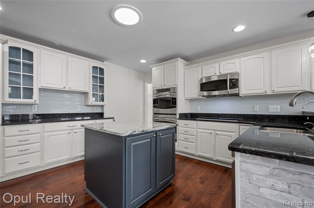50150 Joy Road, Plymouth, MI 48170 — Photo 15