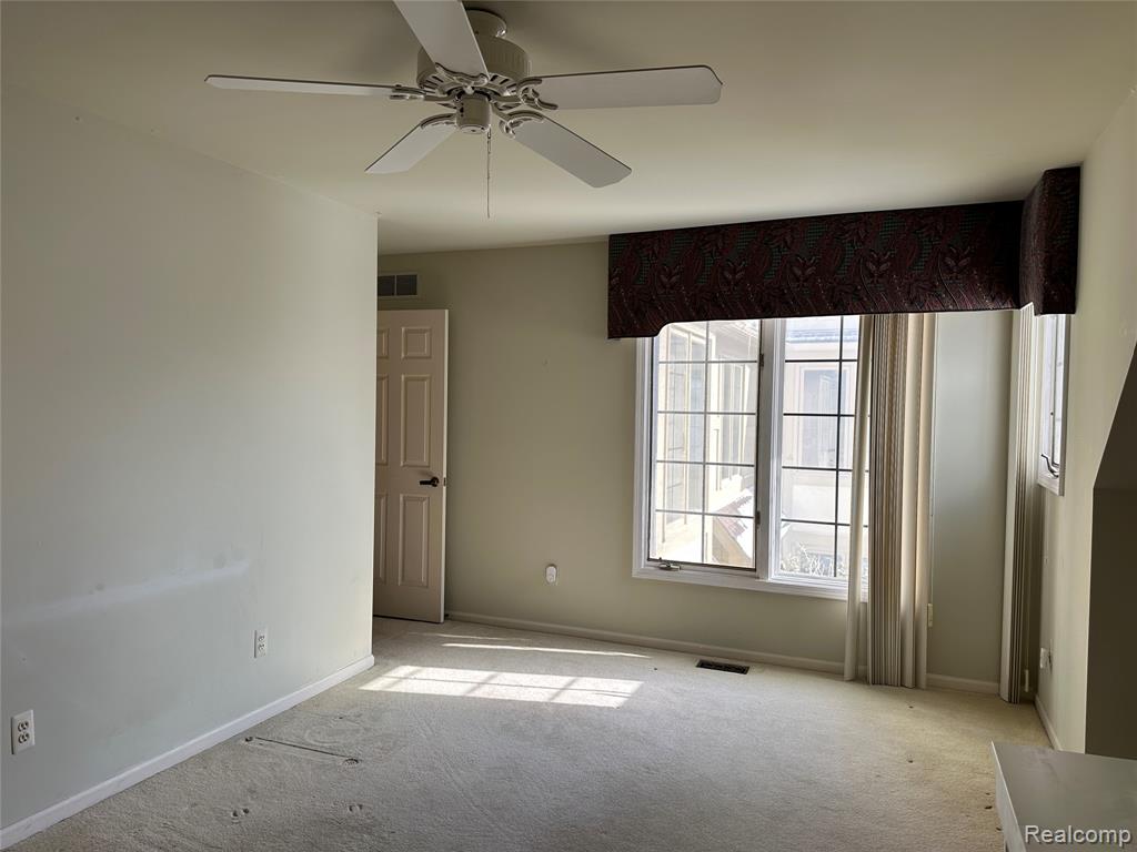 2753 MAITLAND Drive, Ann Arbor, MI 48105 — Photo 17