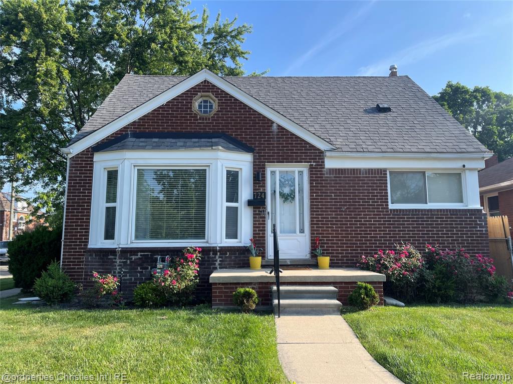 724 Winchester Avenue, Lincoln Park, MI 48146 — front exterior
