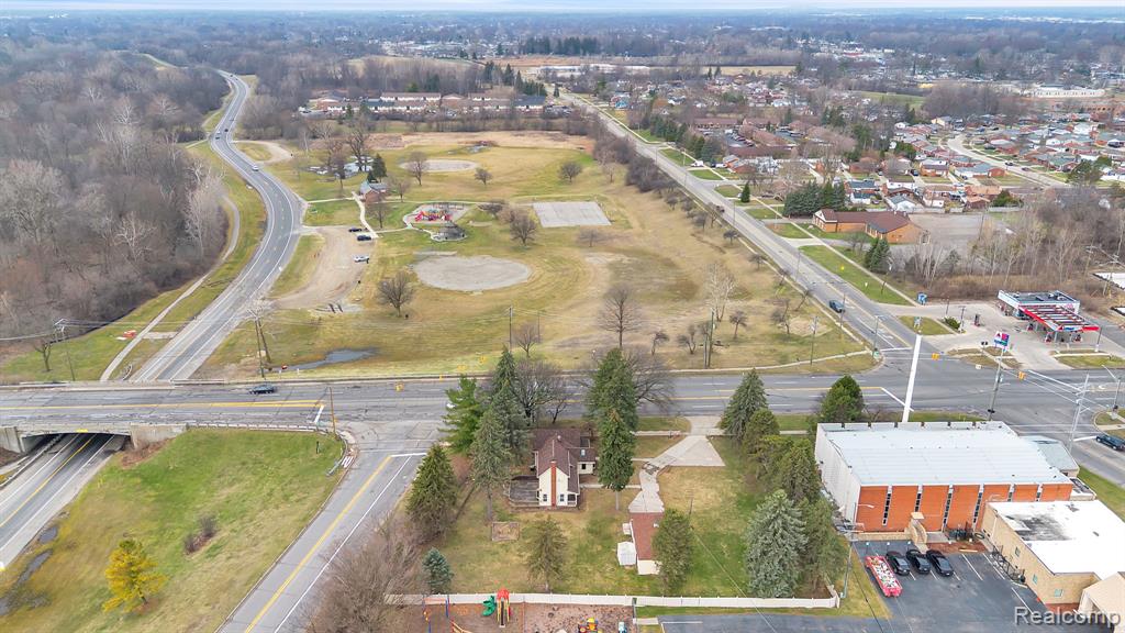 8202 N Inkster Road, Dearborn Heights, MI 48127 — Photo 43