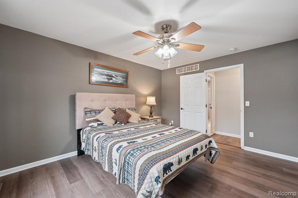 8770 Hardwood Drive, Belleville, MI 48111 — Photo 15