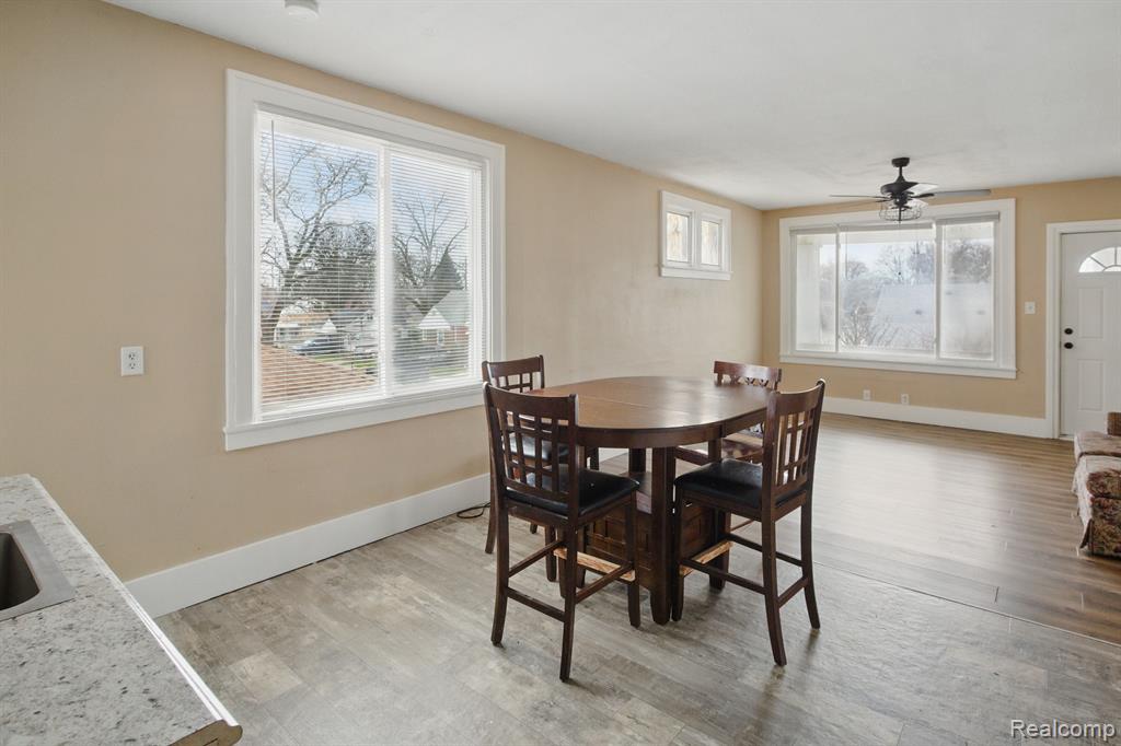 880 WHITE Avenue, Lincoln Park, MI 48146 — Photo 21
