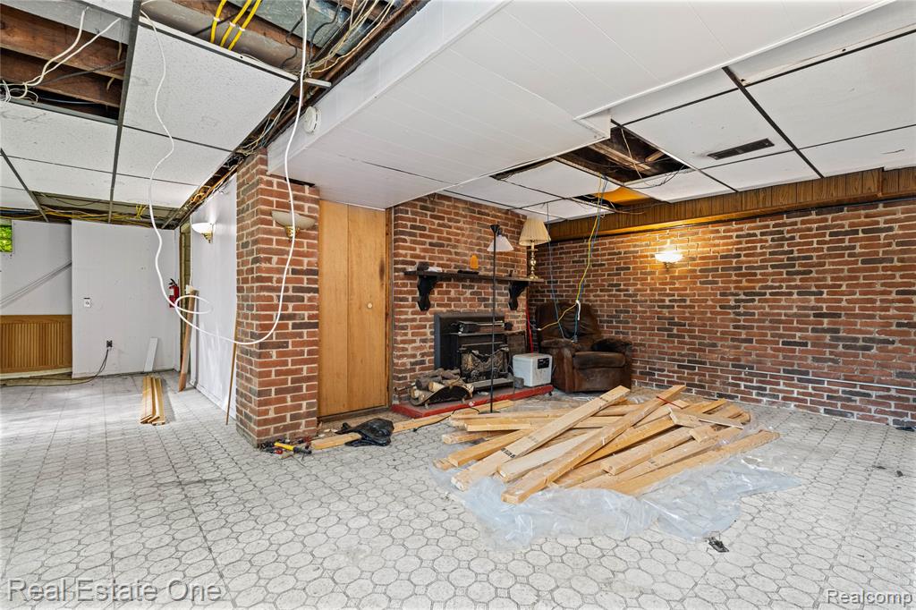 9585 N Eston Road, Clarkston, MI 48348 — Photo 30