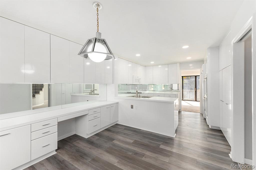 7006 Bridge Way, West Bloomfield, MI — Photo 14