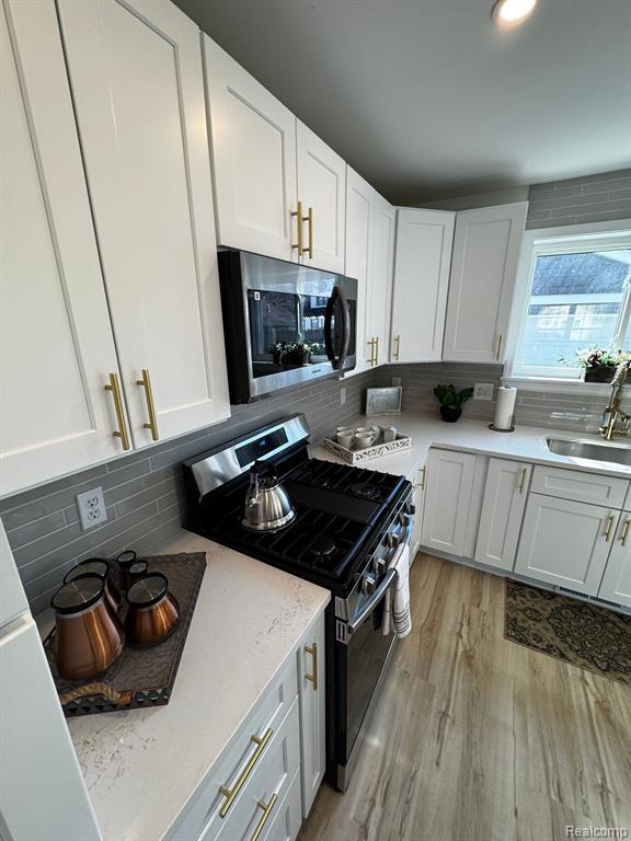 520 E EVELYN Avenue, Hazel Park, MI 48030 — Photo 10