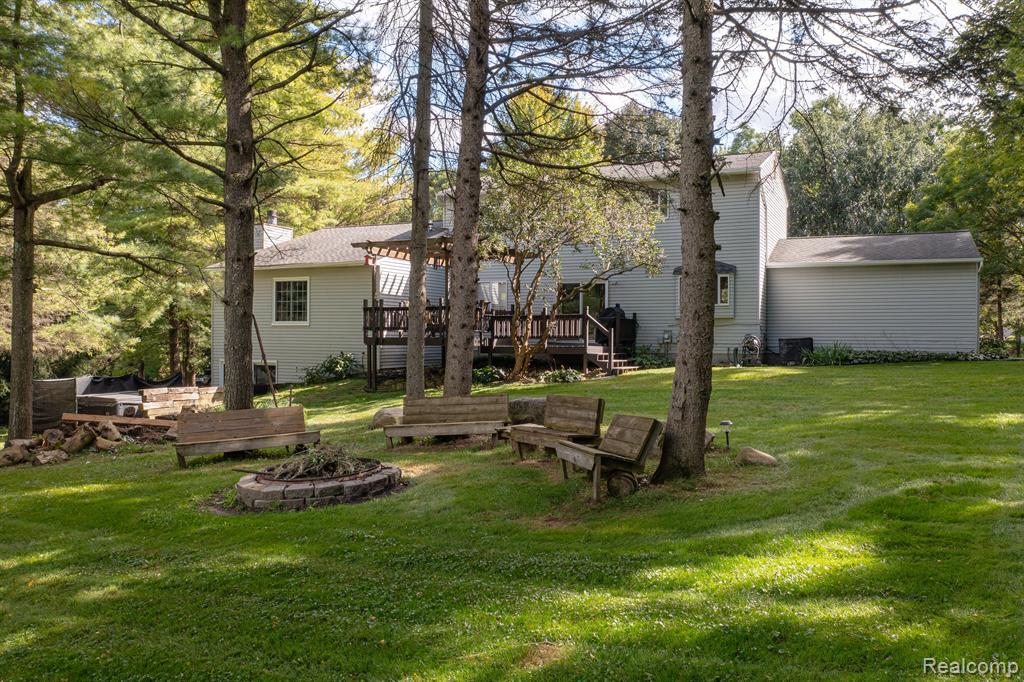 8620 RATTALEE LAKE Road, Clarkston, MI 48348 — Photo 36