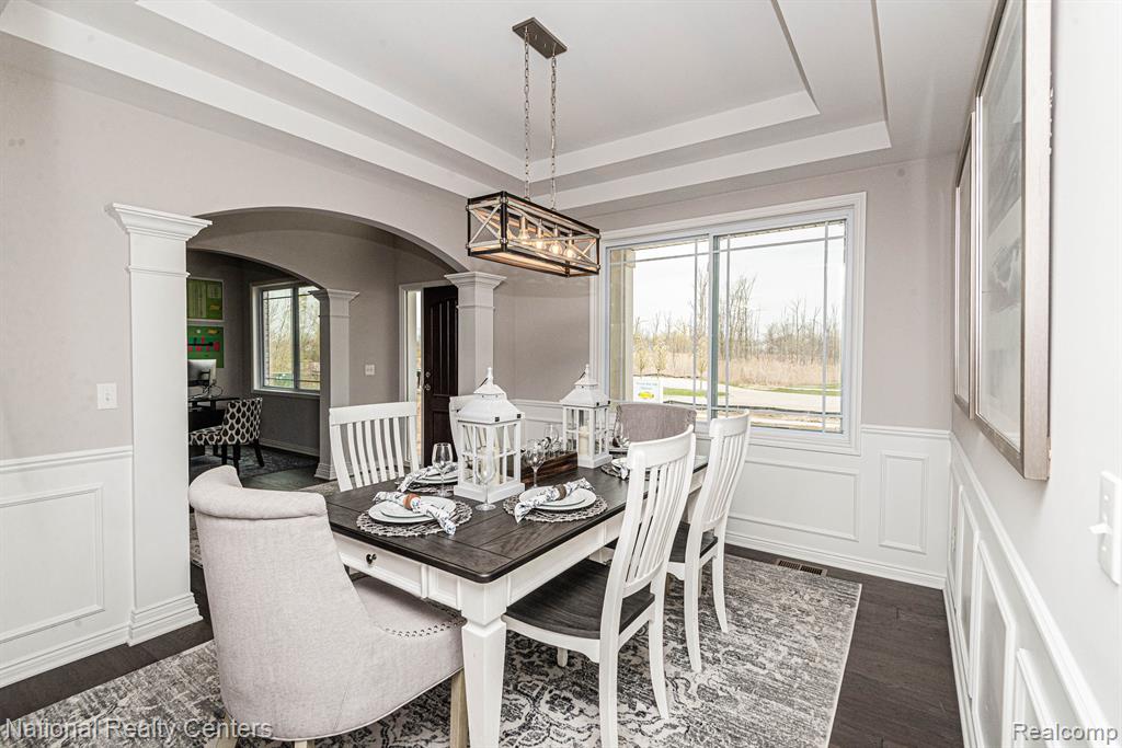 7670 Maple Ridge Court, Clarkston, MI — Photo 5