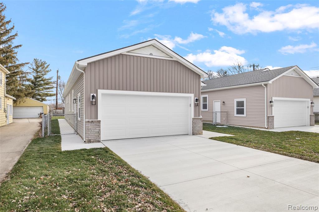 4845 Harding St, Dearborn Heights, MI 48125 — Photo 19
