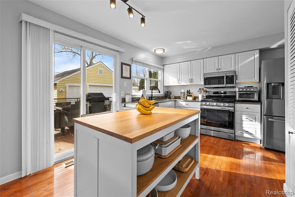 16217 Birwood Avenue, Beverly Hills, MI 48025 — Photo 12