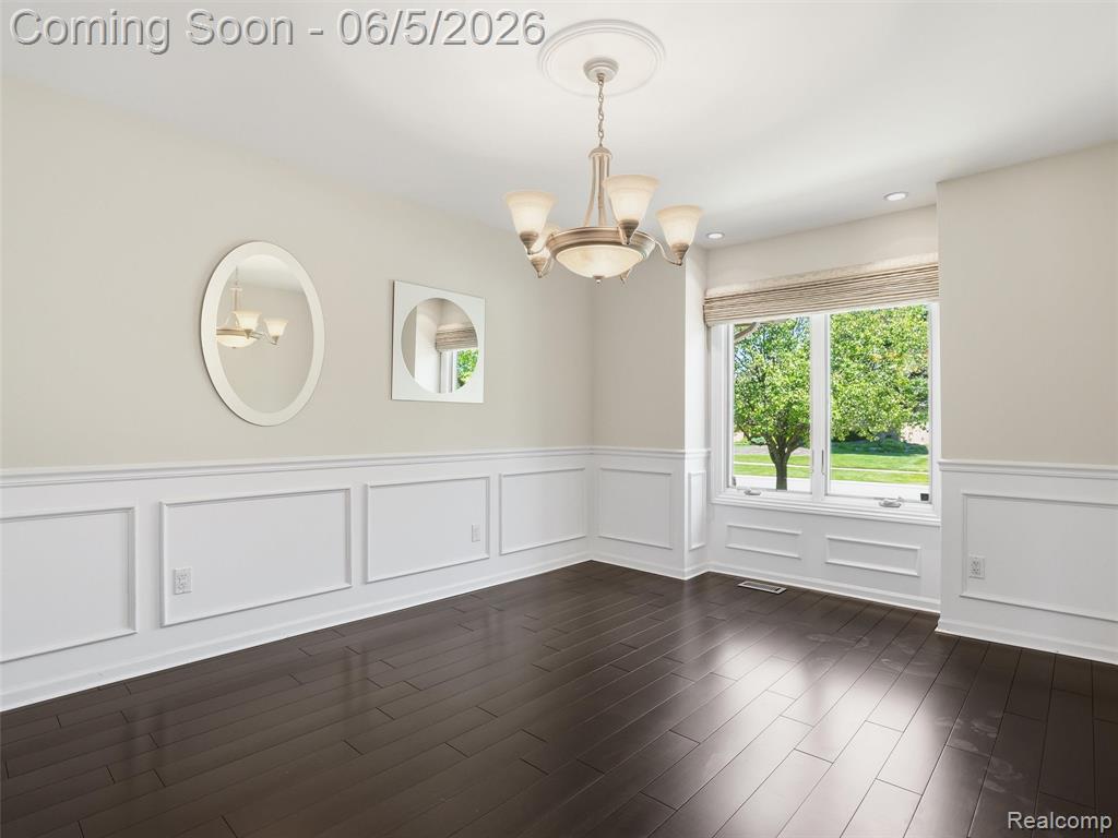 47289 Robins Nest Drive, Utica, MI 48315 — Photo 10