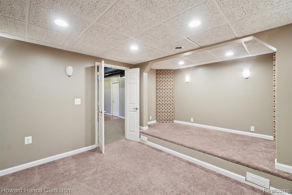 49941 Baychester Boulevard, Canton, MI 48187 — Photo 35
