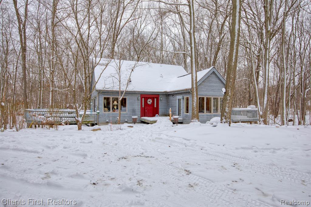 5400 RICHARDSON Road, Howell, MI 48843 — Photo 2