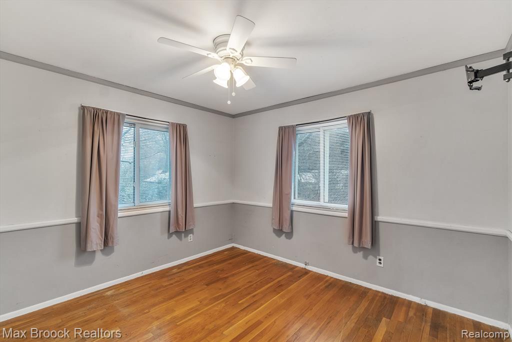 978 PANORAMA Drive, Milford, MI 48381 — Photo 21