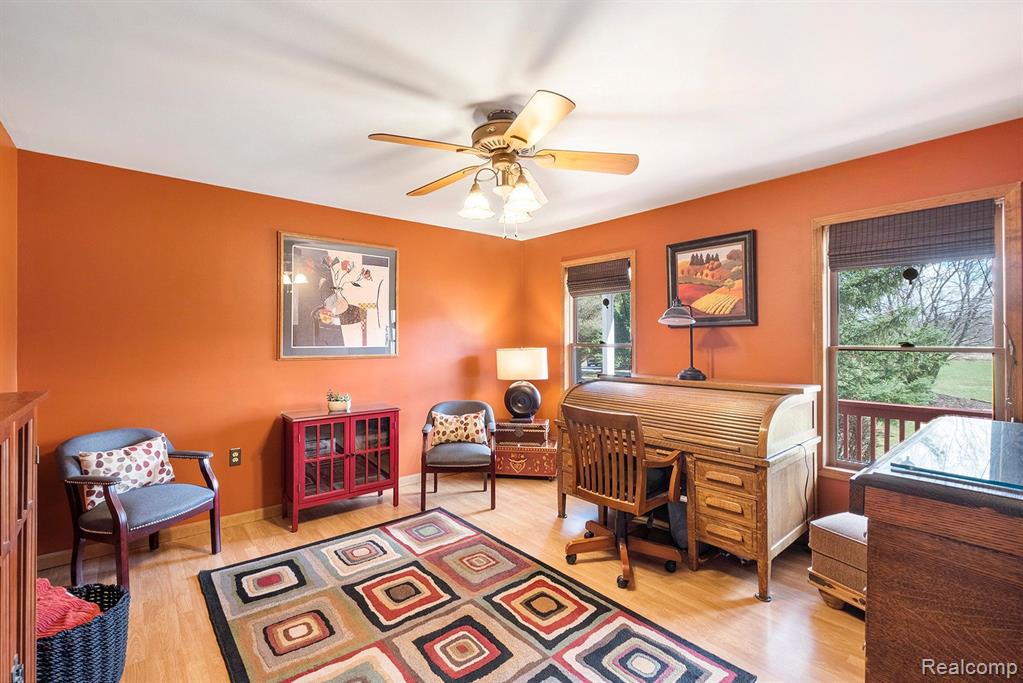 6475 HARTLAND Road, Fenton, MI 48430 — Photo 14