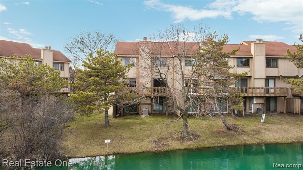 5273 Wright Way E, West Bloomfield, MI — Photo 63