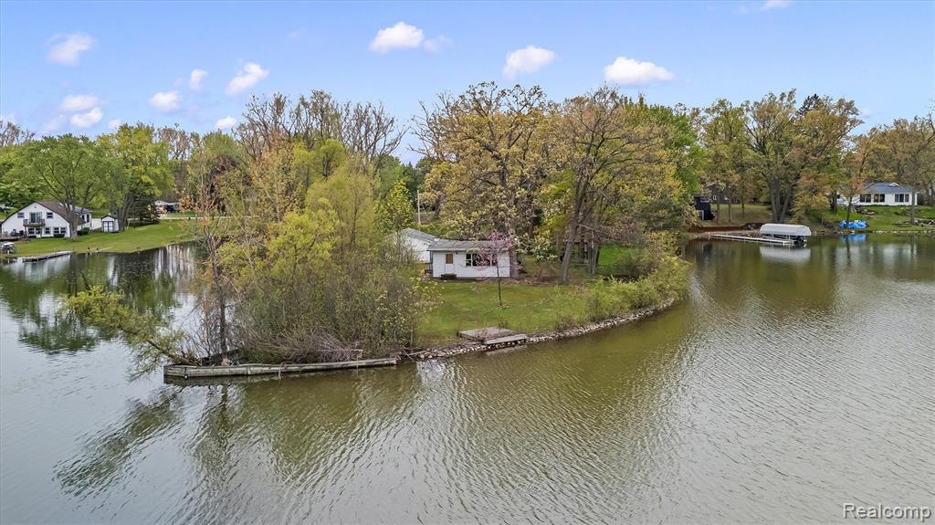 3332 Horrell Court, Fenton, MI 48430 — Photo 18