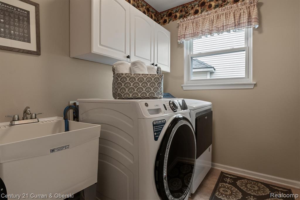 781 Pheasant Run West Drive, Wixom, MI 48393 — Photo 38