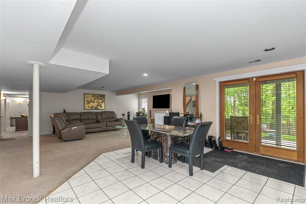 5199 Shenandoah Court, West Bloomfield, MI 48323 — Photo 59
