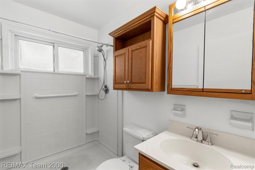 4479 Kingston Street, Dearborn Heights, MI 48125 — Photo 14