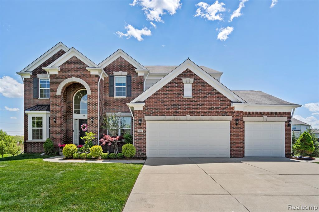 4562 Cloverdale Court, Lake Orion, MI — front exterior