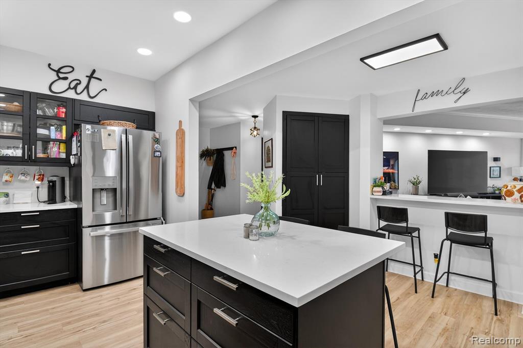 43100 12 Oaks Crescent Drive, 2033, Novi, MI 48377 — Photo 19