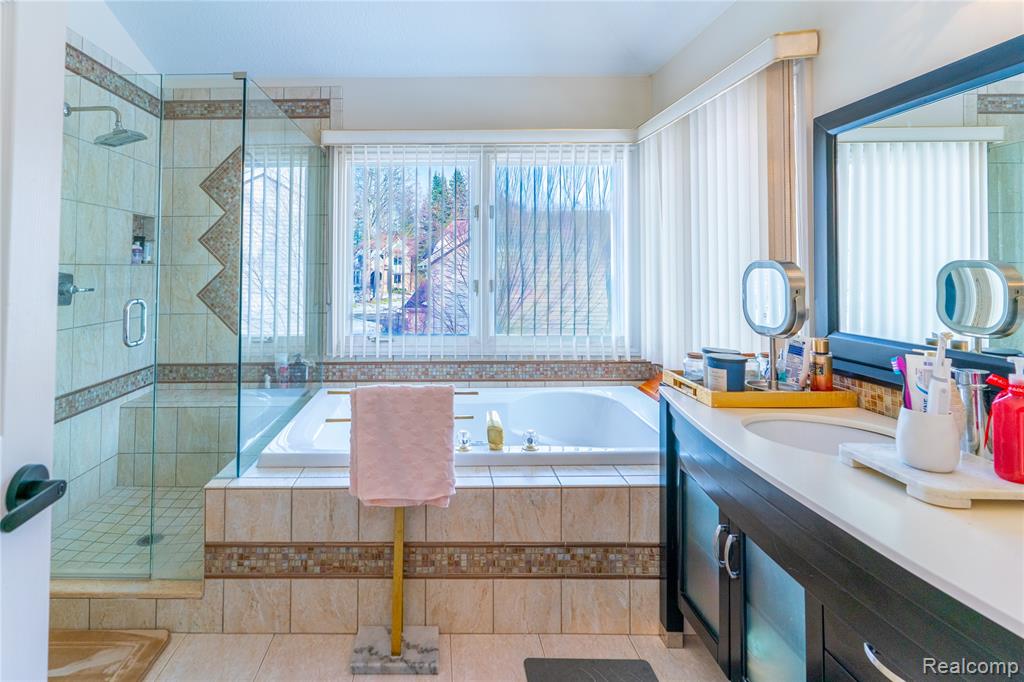 1753 Deer Path Trail, Oxford, MI 48371 — Photo 25