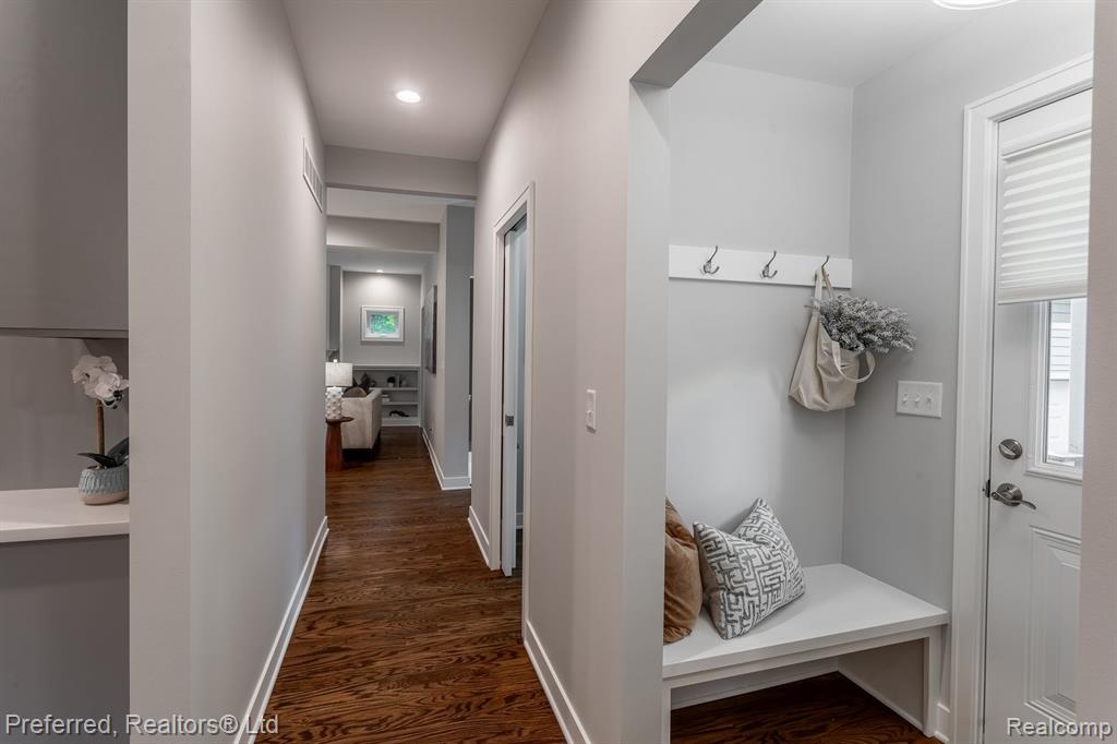807 MINER Street, Ann Arbor, MI 48103 — Photo 17