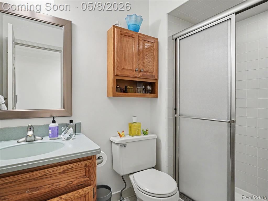 15596 Huntcliff Drive, 40, Macomb, MI 48044 — Photo 15