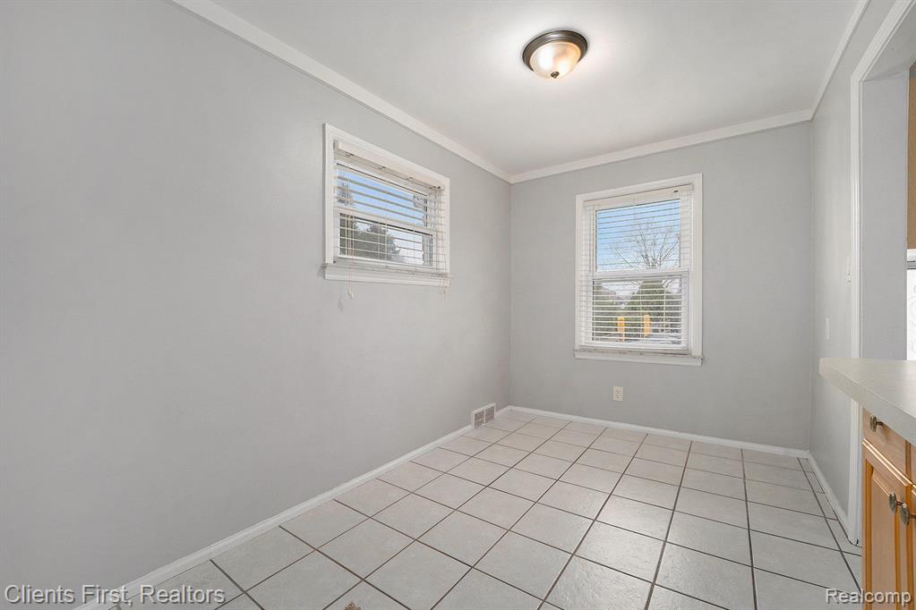 4600 FIRESTONE Street, 8, Dearborn, MI 48126 — Photo 5