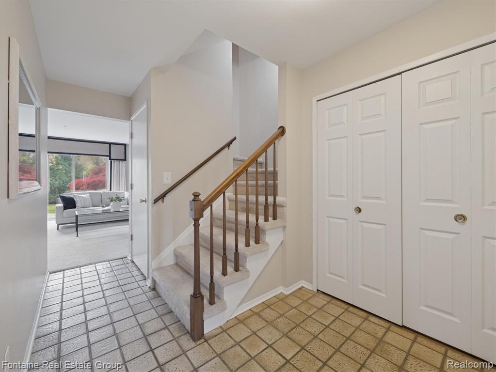 48124 Colony Farm Circle, Plymouth, MI 48170 — Photo 6