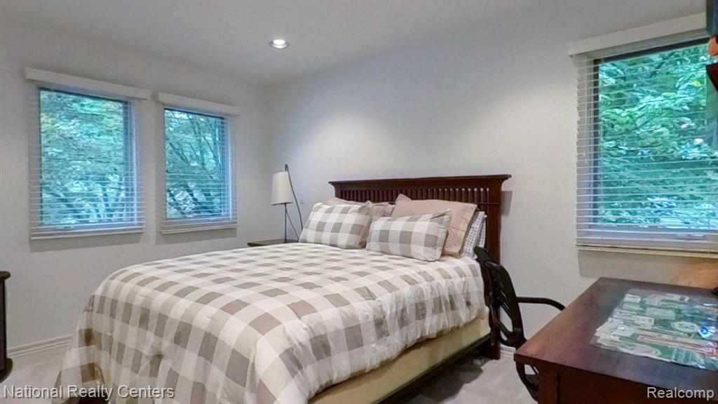 6783 Burtonwood Drive, West Bloomfield, MI — Photo 35