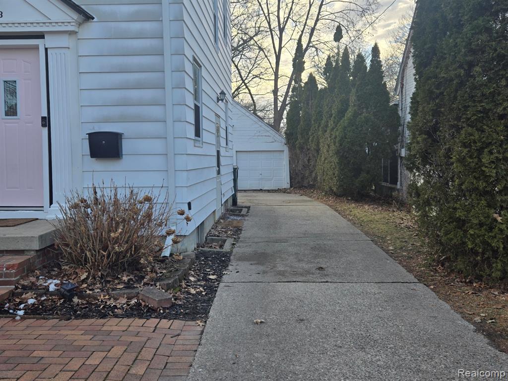 423 Bailey Street, East Lansing, MI 48823 — Photo 62
