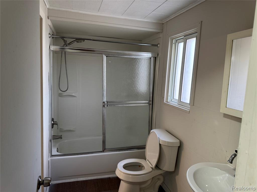 6319 Minock Street, Detroit, MI 48228 — Photo 13