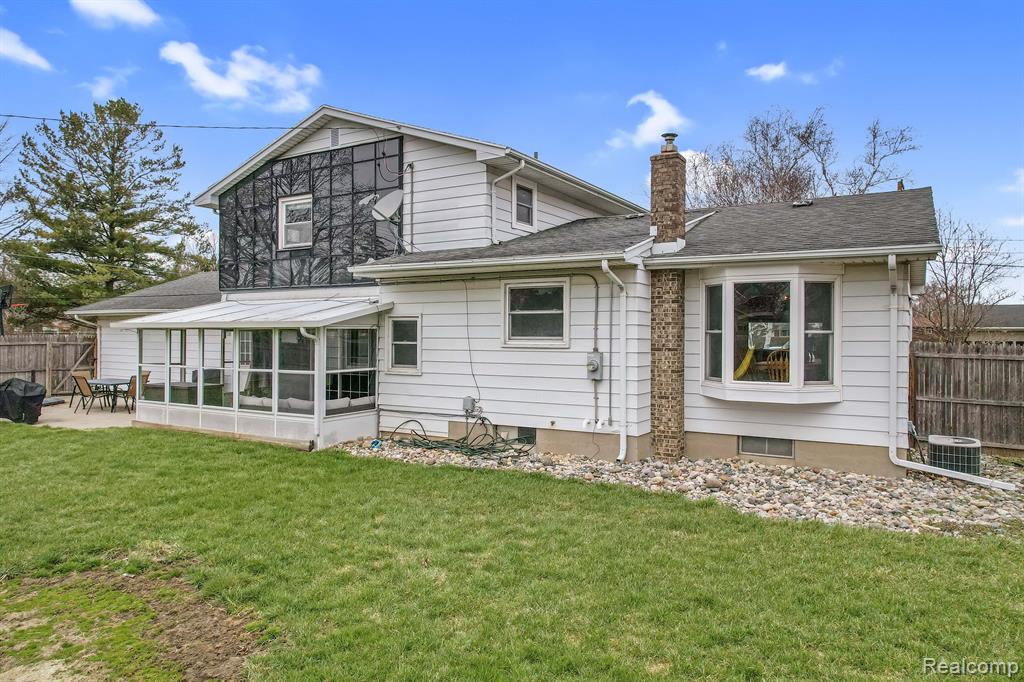 5065 Hyde Park Drive, Swartz Creek, MI 48473 — Photo 35