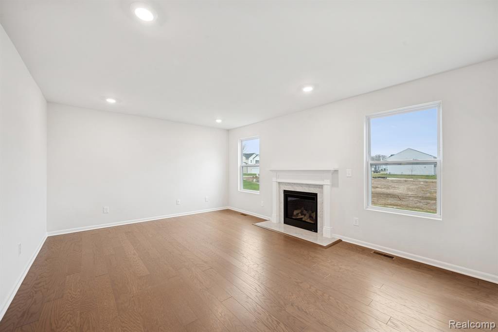 707 Knollwood Bend, Chelsea, MI 48118 — Photo 13