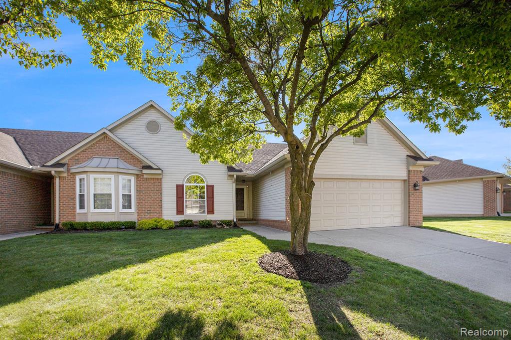 413 MULBERRY Drive, Commerce Twp, MI 48390 — front exterior