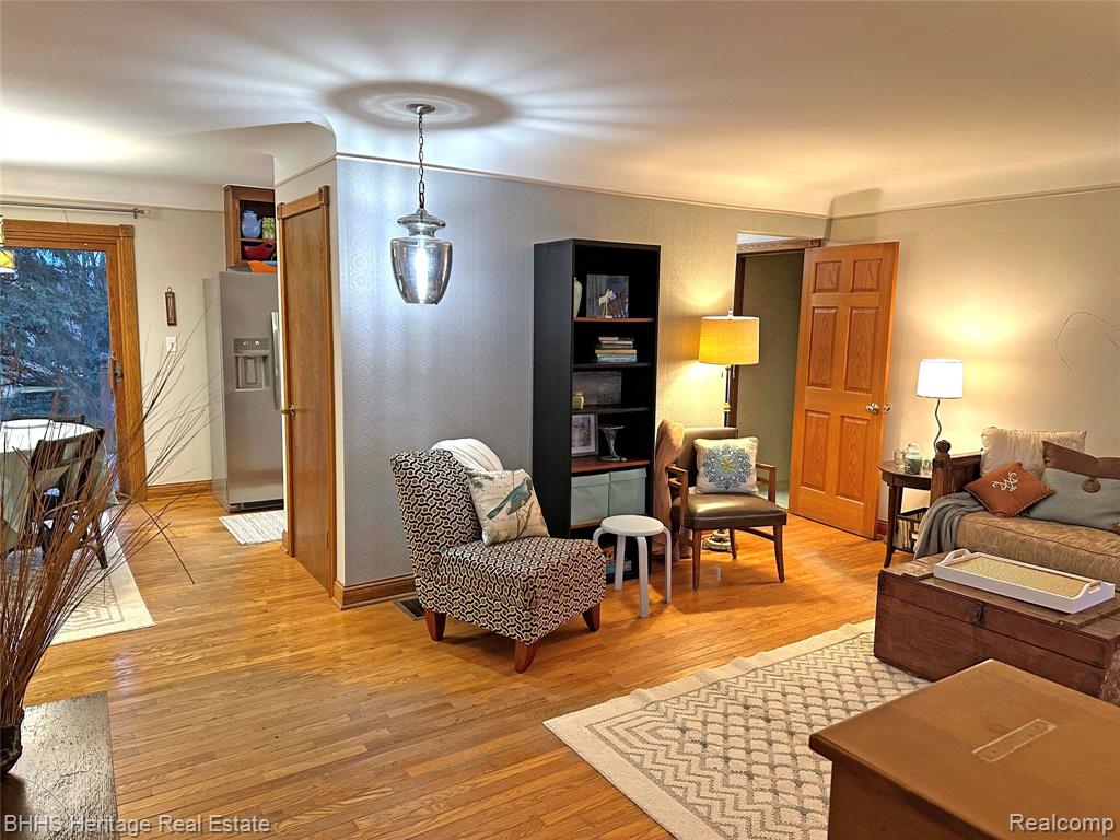 9776 Marsh Road, Fowlerville, MI 48836 — Photo 3