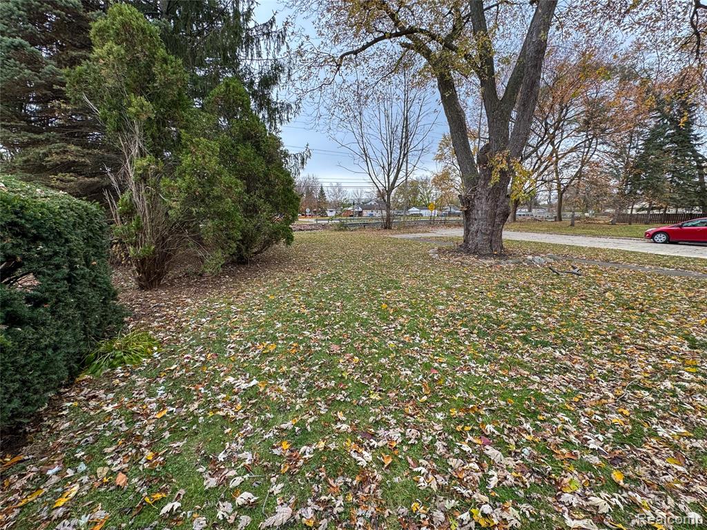 5381 Merrick Street, Dearborn Heights, MI 48125 — Photo 32