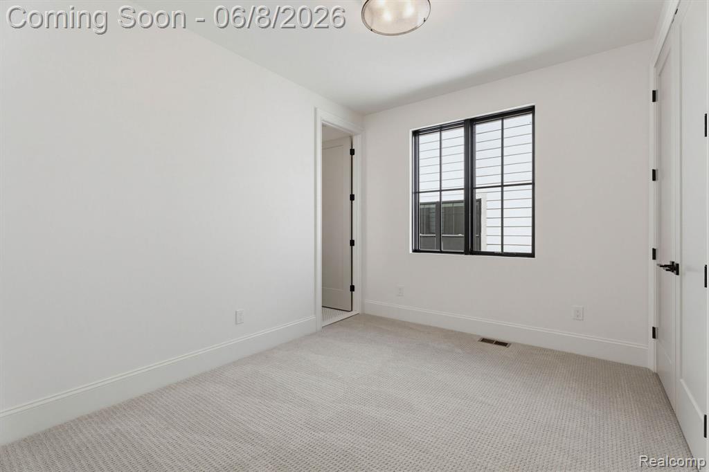 503 GIRARD Avenue, Royal Oak, MI 48073 — Photo 43