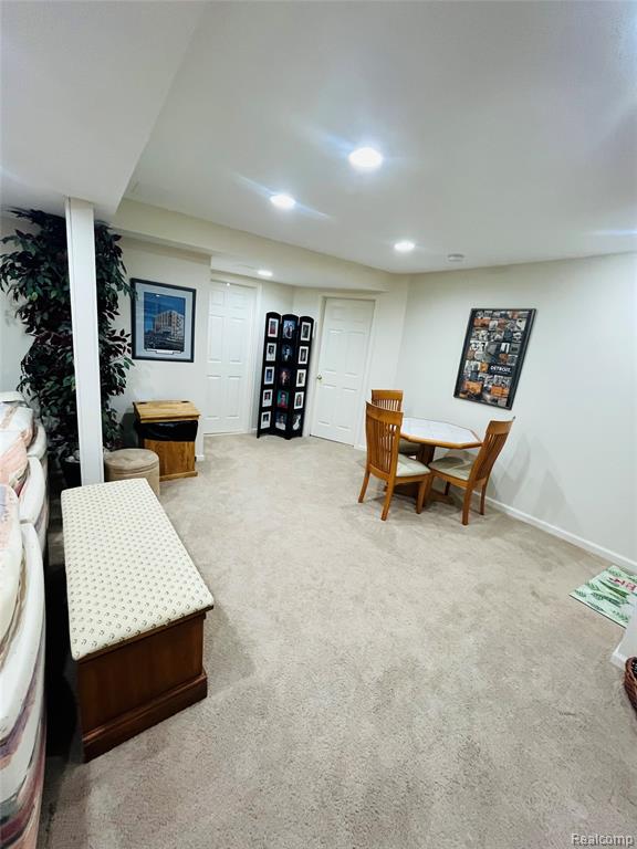 828 Woodhaven Drive, Commerce Twp, MI 48390 — Photo 33