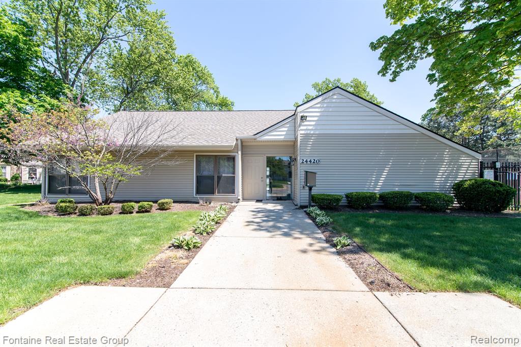 24606 BASHIAN Drive, Novi, MI — Photo 30