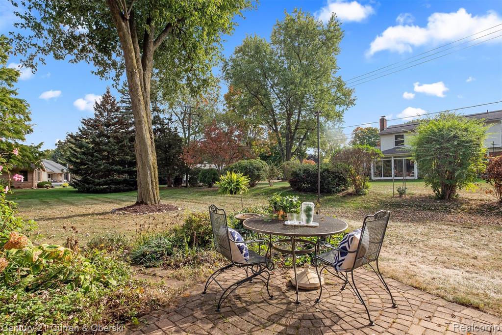 47245 Battleford Lane, Northville, MI 48167 — Photo 34