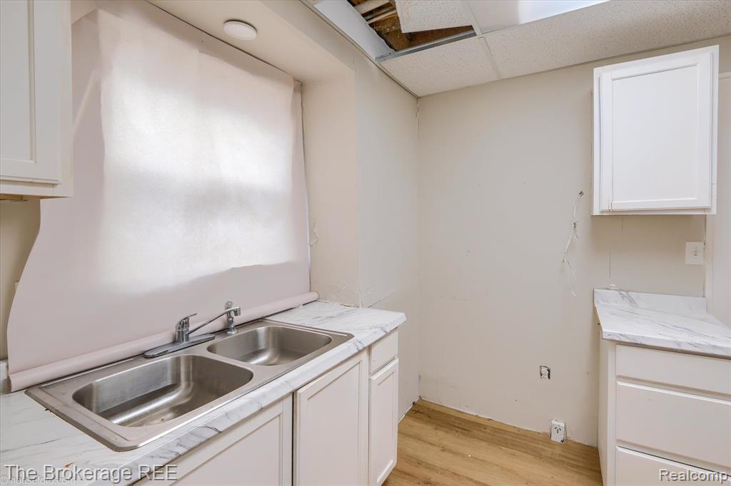 808 N Chevrolet Avenue, Flint, MI 48504 — Photo 14