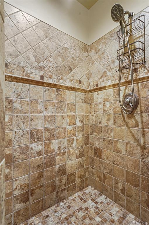 13698 Webbs Shore Drive, Gregory, MI 48137 — Photo 66